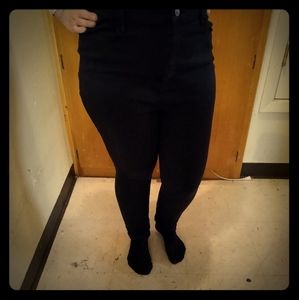 Kendall and Kylie Kardashian jeans